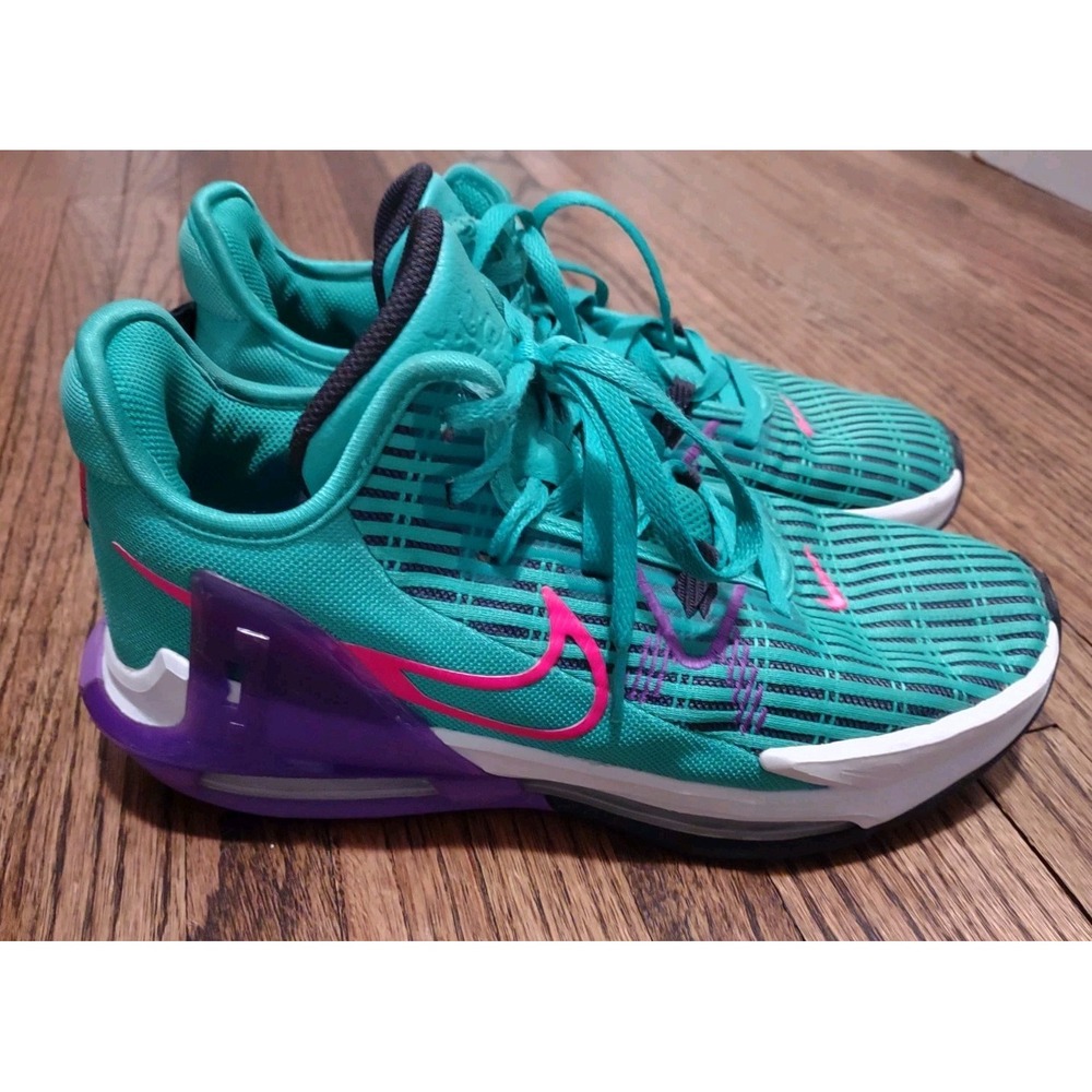 Size 8.5 - Nike LeBron Witness 6 Emerald Berry